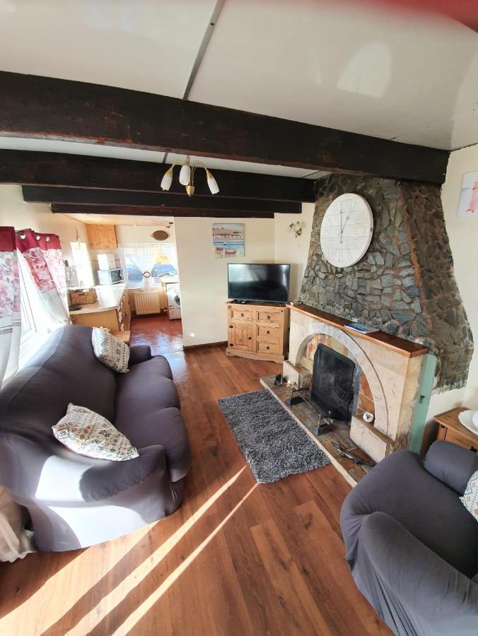 Mona Villa Holiday Home Caulderton Buitenkant foto